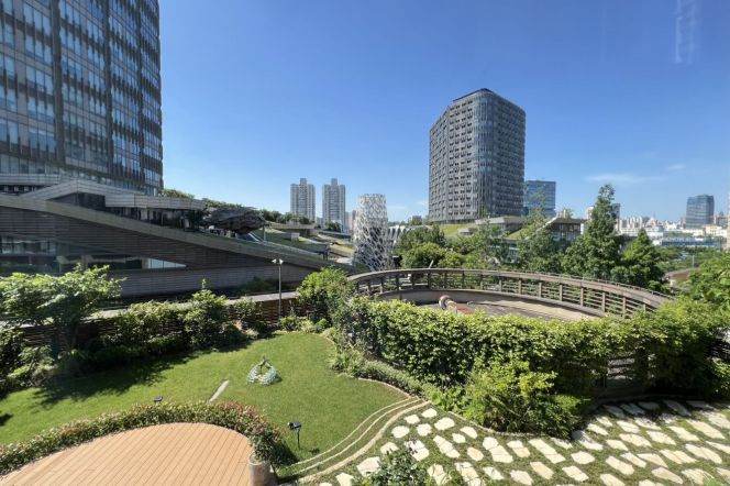 Modern 2brs with  floor heating nearby beautiful Huang pu river