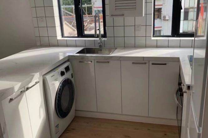 Lovely one bedroom apt+Open Balcony+oven+Dryer@Shaanxi Rd IAPM