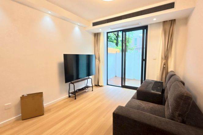 Newly Renovated Home With Private Yard and Storage Room | Xinhua Road