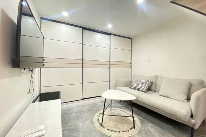 zhongshan park loft 1BR/living room@L2/3/4