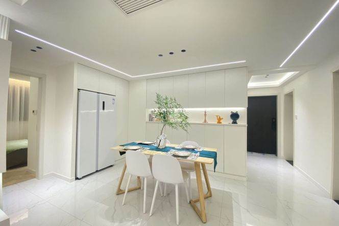 14k Cute 3Br with floor heating Nr The Suzhou River close to Zhenping Rd.line3/4/7