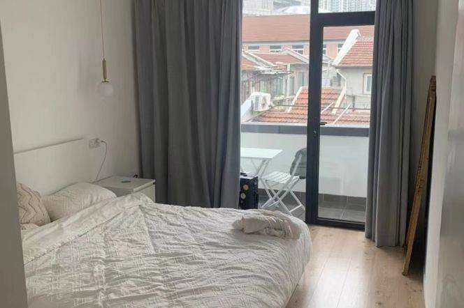 Lovely one bedroom apt+Open Balcony+oven+Dryer@Shaanxi Rd IAPM