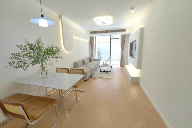zhongshan park station one bedroom