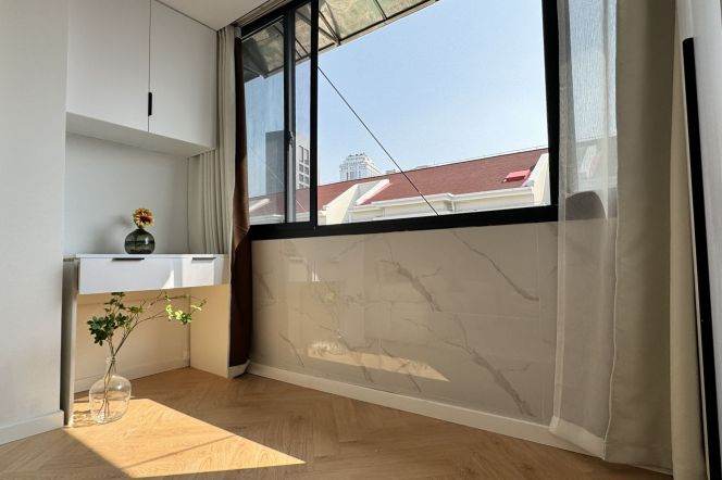 Spacious&Modern&Bright 1BR Jiangsu rd Metro L2/11  | Newly renovated 8.4K