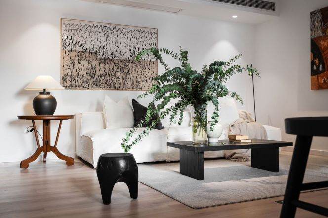 Sun-Drenched 2BR near Taikoo Hui — 22,800 RMB