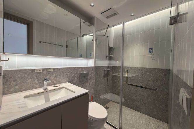 1 Big Br, 1 Living room, Central ac, Oven, 80 sqm @ Dapuqiao station L9