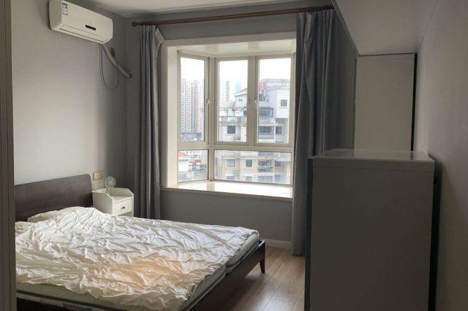 Suzhou creek 3Brs/2Lrs/2Bts apt nr Jiangning rd,M1/12/13