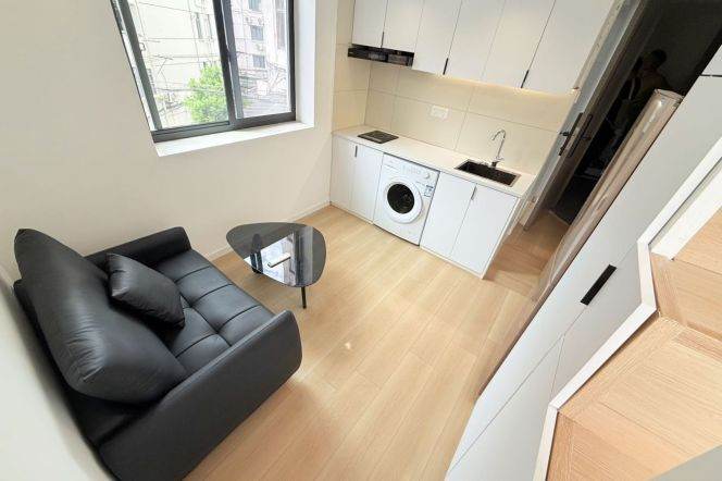 Great Value-1bed -Loft - elevator - renovated-line 1/12/13 Hanzhong Road 