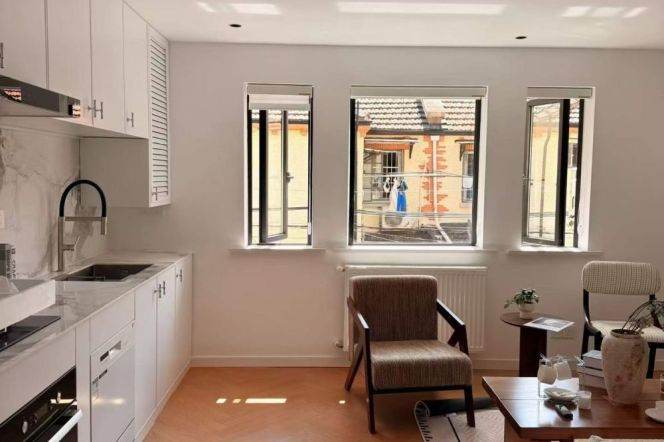 Exclusive 3-story Old Villa | 2BR nr iapm, only 15.8k
