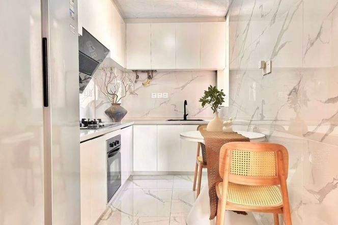 xujiahui elevator 2BR/big living room@L1/9/11