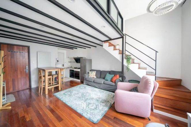 High ceiling 1+1Br/1Lr/1Bt apt nr South shanxi rd,M1/10/12