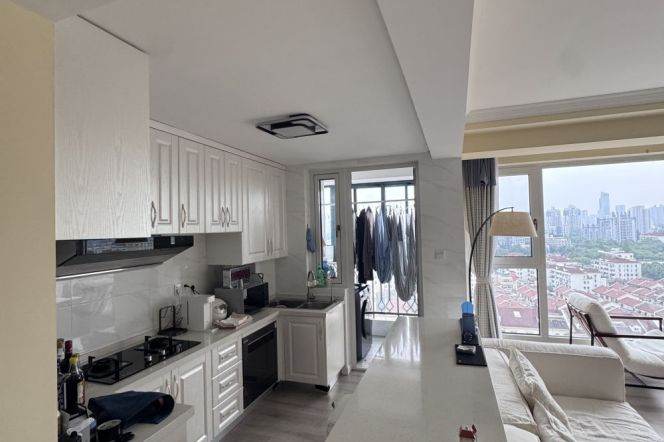 [Short-term] Beautiful 2 bedroom close to IAPM, available for 2-3 months from end of June