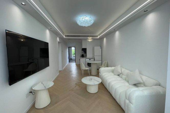 Shanghai library station one bedroom