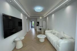 Shanghai library station one bedroom