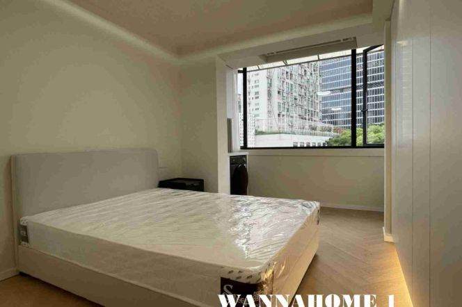 Spacious&Bright&Modern 1bdr 1Bath Apt+5F Walk Up+Large Closets+W Nanjing Rd CBD