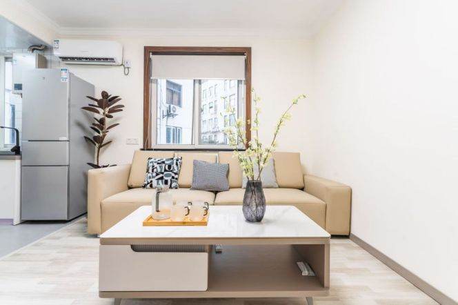 Convenient 2BR Perfect for Students — 11,500 RMB