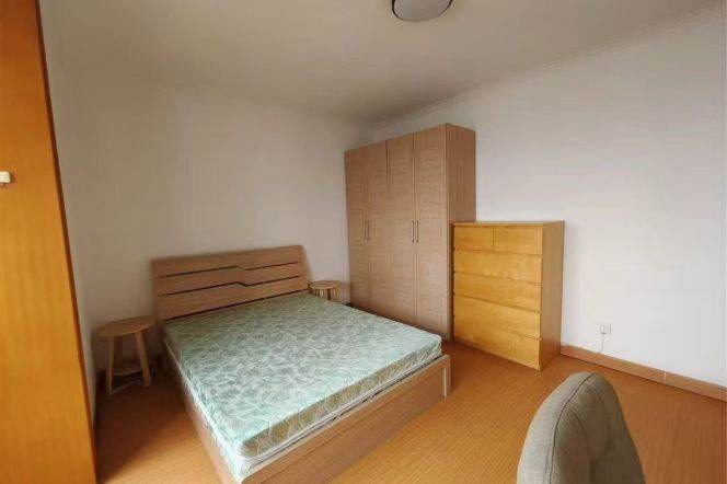 Elevator 2Brs/1Lr/1Bt apt nr Jiangsu rd,M2/11