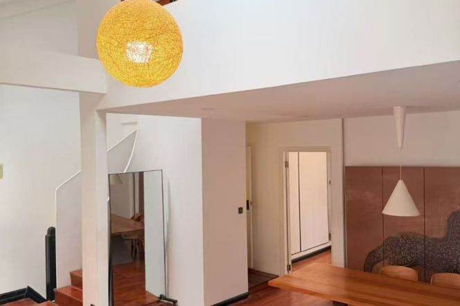 High ceiling 3BR 2Baths Xinle Rd Shanxi(s) Rd 17k