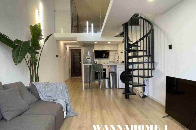 L7 Chang Ping Rd+Spacious&Modern Duplex 1+1Bdrs 1Bath Apt+W Nanjing Rd CBD+Nice Building