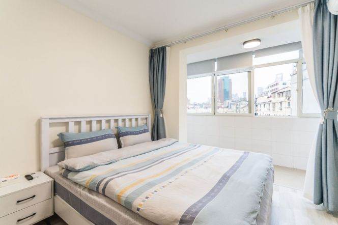 Convenient 2BR Perfect for Students — 11,000 RMB