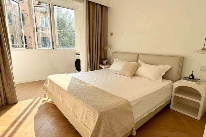 South 1Br w. Oven Zhongshan Park 