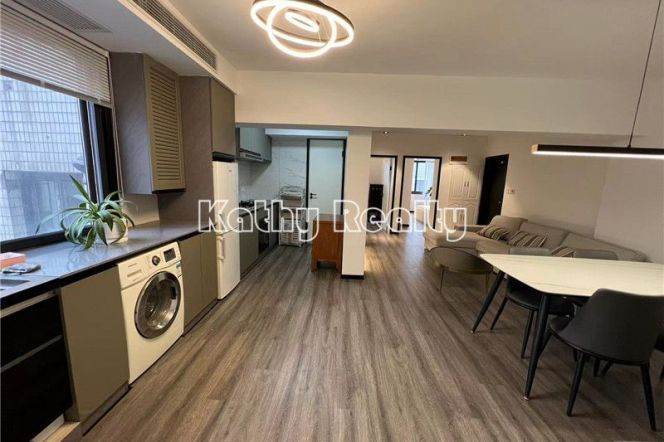Nice 3BR 135sqm Floor heating Lift Wulumuqi Rd 16.5k