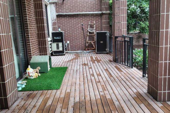 2 Brs, 2 Baths with Garden/Floor heating/Dryer, 130 sqm @ Hongbaoshi metro L10