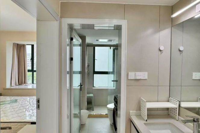 Modern 2Brs/2Lrs/1Bt apt nr Wuning rd,M13/14