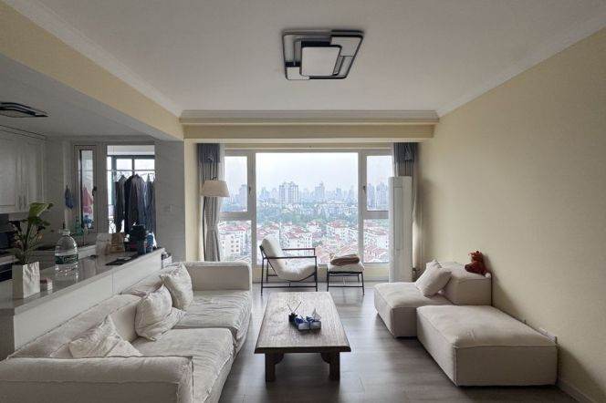[Short-term] Beautiful 2 bedroom close to IAPM, available for 2-3 months from end of June