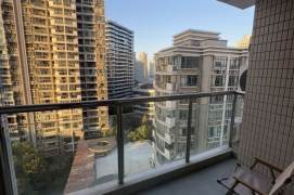3 Brs, 2 Baths, Open Balcony/Floor heating/Oven/Dish washer, 170 sqm @ Wuding metro L14