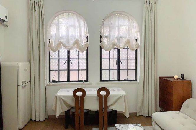 Cozy 1br lane house with Garden, close to Jiaotong,Line 10&11
