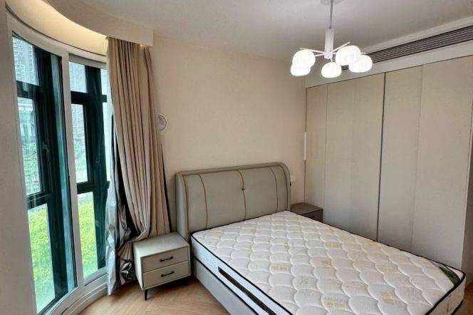 2 Brs, 1 Living room, Floor heating/Central ac/Dish washer, 110 sqm @ Wuning metro L13