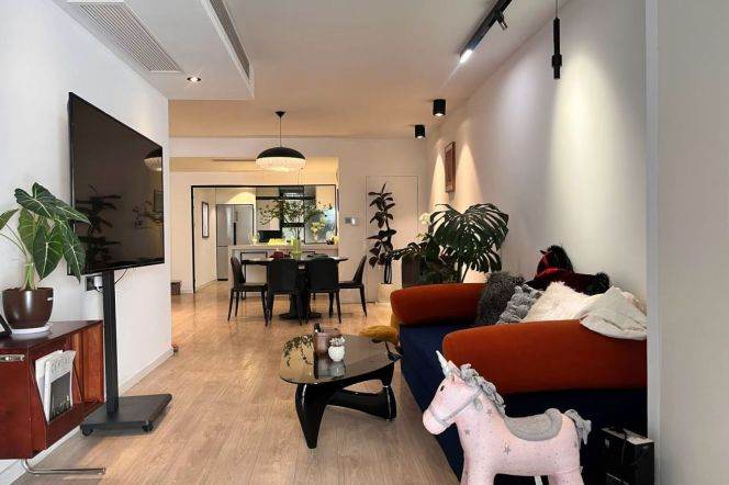 Stunning 3br apt with patio @Xuhui  