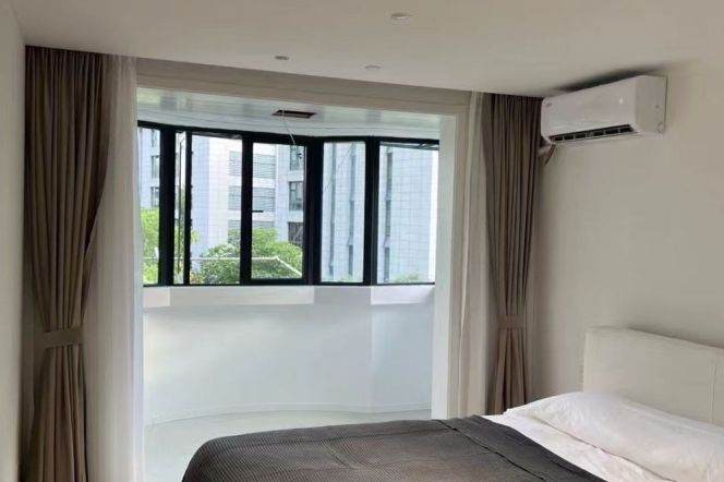 guiling rd elevator 2BR/big living room@L9
