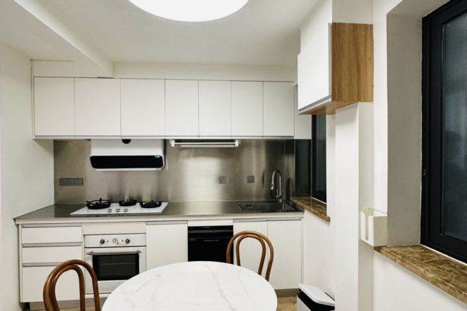 Yongjia Lu High quality 1+1BR near iapm 