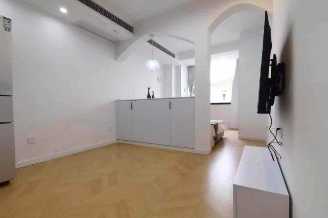 Great value/cozy 1br 1lr/bright room/clean&quiet,Jiangsu rd@L11/2