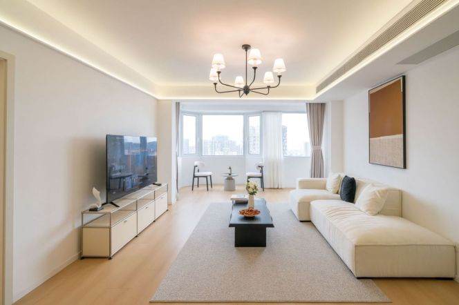 Brand New 3Brm With A Balcony Near Line 9 Daquqiao