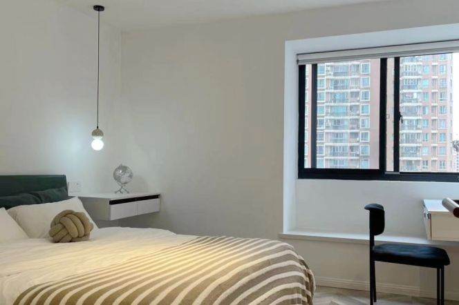 Great Area/Modern&Bright&Spacious 3Bdrs 2Baths Apt/Jing An Temple/L14 Wu Ding Rd