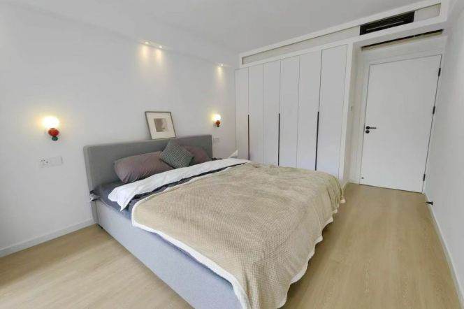 Valuable Jianguo/Shaanxi Rd 1BR with Balcony/Oven 9.6K   