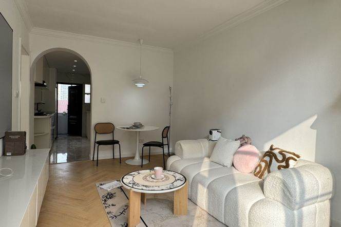 Big 1Br 65Sqm /Zhongshan Park & Jiangsu Rd Mt /All South/Bright