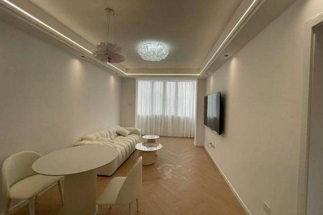 Shanghai library station charming 1br with lift with 9.5k