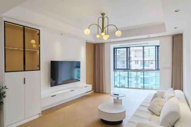Modern 2br with nice Kitchen area 3 mins walking to L 3/4/9 YiShan Rd St.
