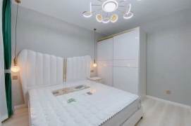 Spacious-Fashion-lift-1Br-Nr Huadong Jiaotong uni-Caoyang rd/Putuo area/L3/4/11/13/14