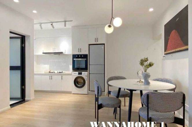 Bright&Duplex&Modern Elevator 2Bdrs 2Baths Apt+L2/3/4 Zhong Shan Park+Cloakroom