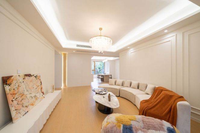 Gubei Yili rd | 3-Bedroom | 158㎡ | Fully Renovated