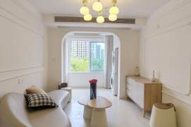 Modern Stylish 2 br next NYU shanghai, easy to L 6/8/11 + L 8 LingZhaoXinCun St.