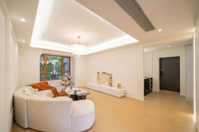 Gubei Yili rd | 3-Bedroom | 158㎡ | Fully Renovated