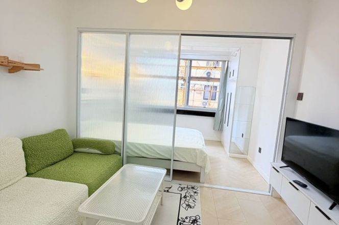 jiangsu rd 1BR/living room@L2/11