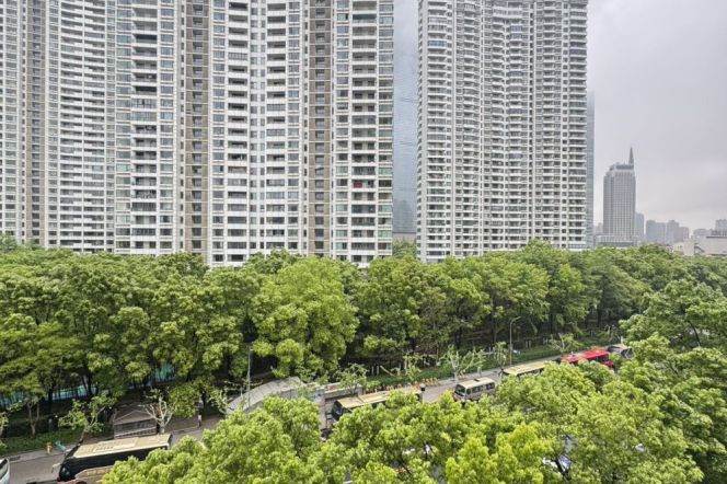 modern 3brs floor heating open balcony beside Huang pu river IFC ,25.3K
