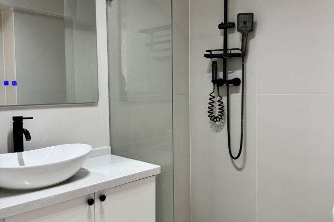 Suzhou Creek View | Jiangning rd Mt L13 | Modern 1Br+elevator 8.6K